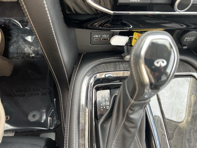 2021 INFINITI QX80 LUXE