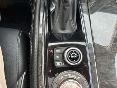 2021 INFINITI QX80 LUXE