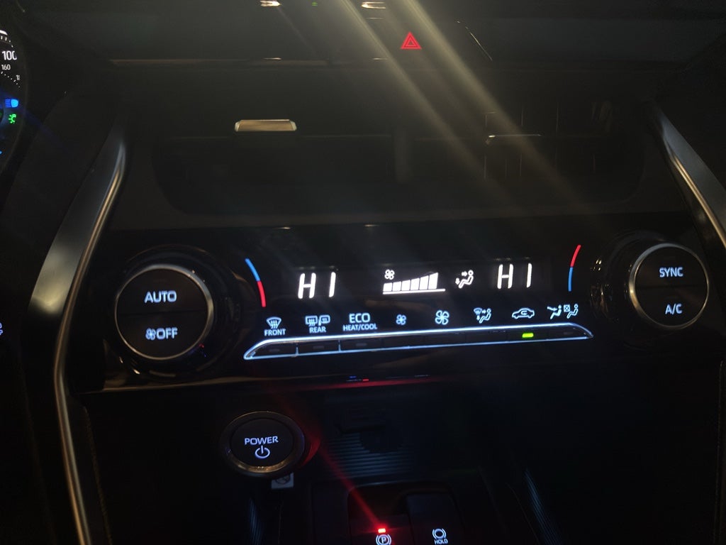 2022 Toyota Venza XLE