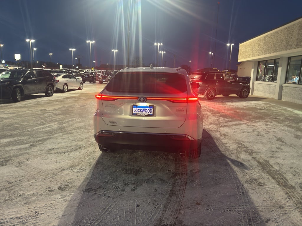 2022 Toyota Venza XLE