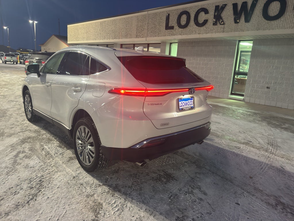 2022 Toyota Venza XLE