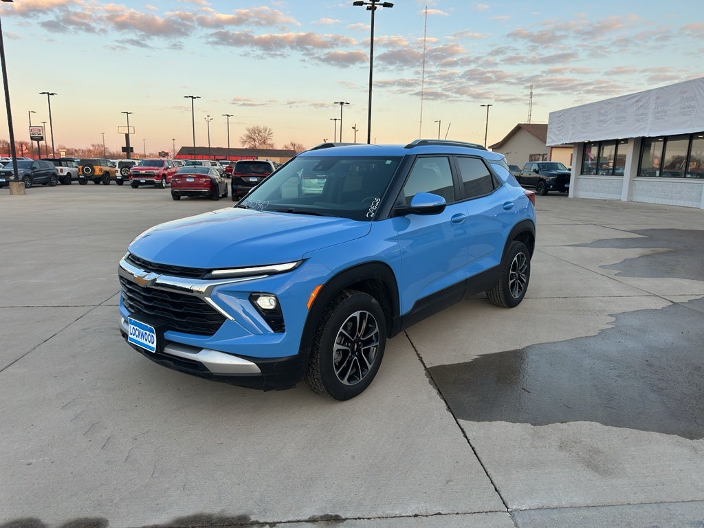 Used 2024 Chevrolet TrailBlazer LT with VIN KL79MRSL2RB060061 for sale in Marshall, Minnesota