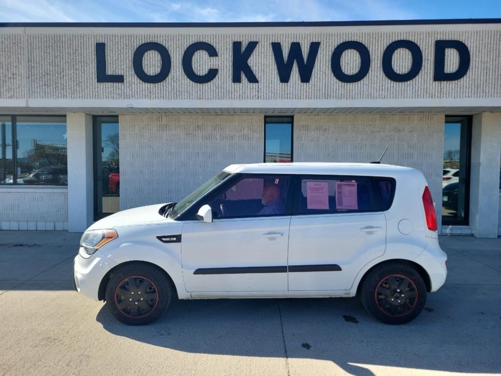 Used 2013 Kia Soul  with VIN KNDJT2A59D7489755 for sale in Marshall, Minnesota