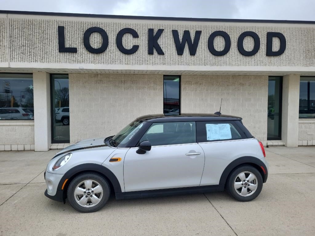 Used 2015 MINI Cooper  with VIN WMWXM5C52FT939887 for sale in Marshall, Minnesota
